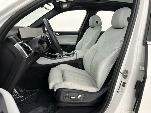 Used 2026 BMW X5 sDrive40i RWD image 5