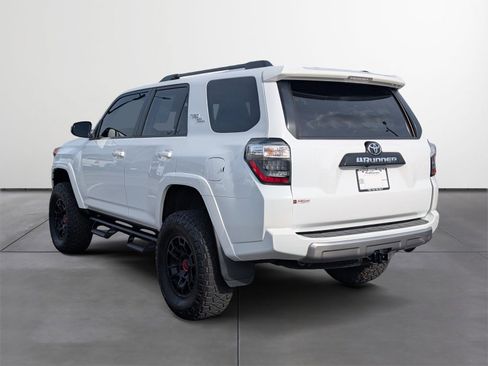 Used 2024 Toyota 4Runner TRD Off-Road Premium w/ Moonroof Package image 4