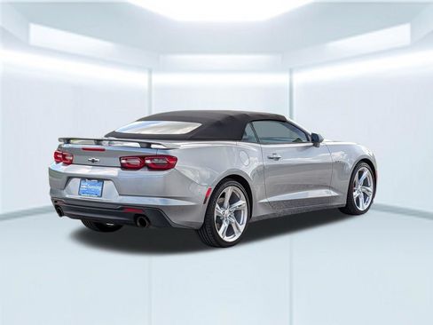 Used 2023 Chevrolet Camaro LT RWD image 6