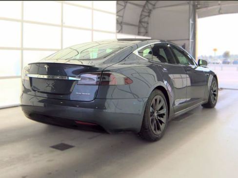 Used 2020 Tesla Model S Performance AWD/4WD image 7