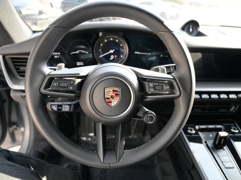 Used 2020 Porsche 911 Carrera S image 23