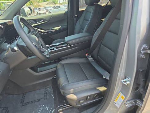 Used 2026 Chevrolet Equinox LT w/ Convenience Package II AWD/4WD image 19