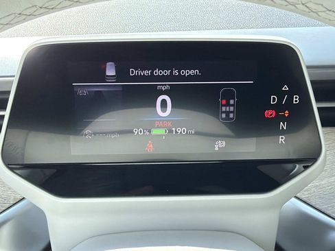 Certified 2025 Volkswagen ID. Buzz 1st Edition RWD image 22