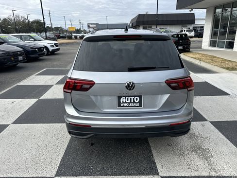 Used 2024 Volkswagen Tiguan S image 4