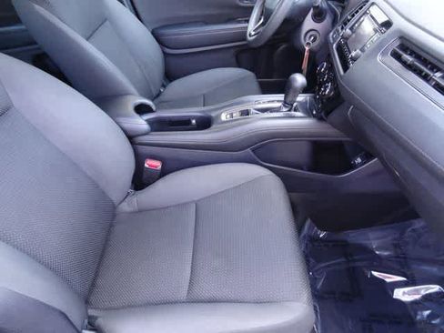 Used 2020 Honda HR-V LX image 11