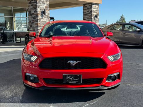 Used 2017 Ford Mustang Coupe image 7