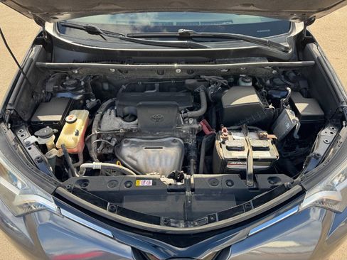 Used 2018 Toyota RAV4 LE w/ All Weather Liner Package image 24