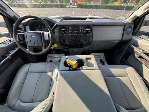 Used 2013 Ford F450 XL w/ PWR Equipment Group image 20