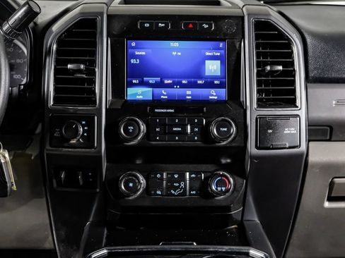Used 2022 Ford F250 XLT w/ XLT Value Package AWD/4WD image 23