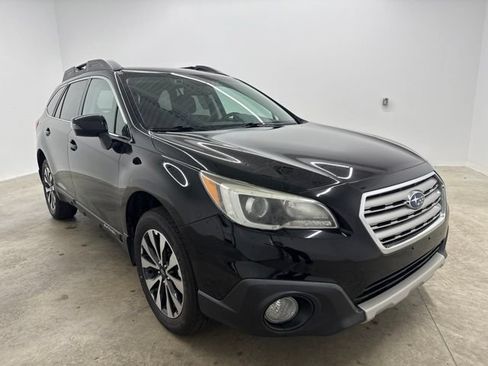 Used 2016 Subaru Outback 2.5i Limited AWD/4WD image 3