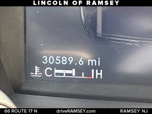 Used 2023 Lincoln Corsair AWD image 17