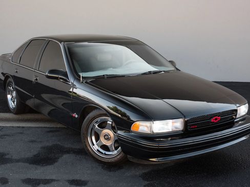 Used 1996 Chevrolet Impala SS image 6