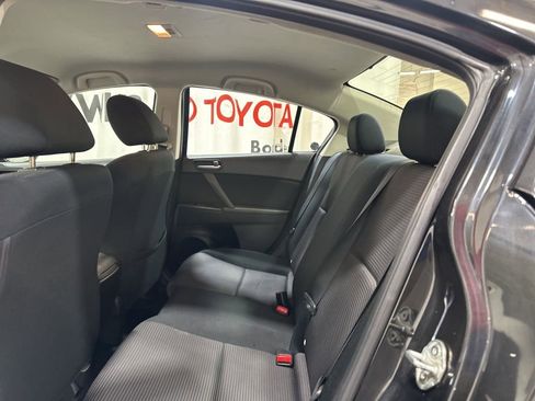 Used 2013 MAZDA MAZDA3 i Sport image 15