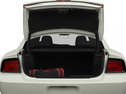 Used 2013 Dodge Charger SE image 15