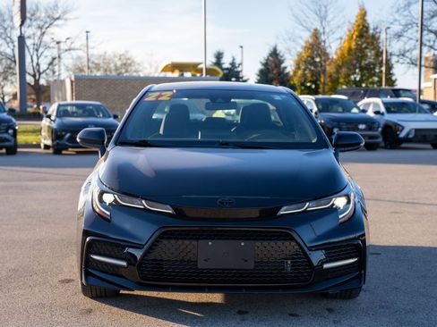 Used 2022 Toyota Corolla SE image 2