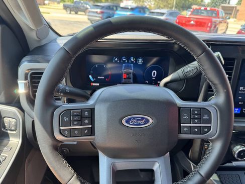 Used 2025 Ford F250 Lariat w/ Lariat Ultimate Package AWD/4WD image 26