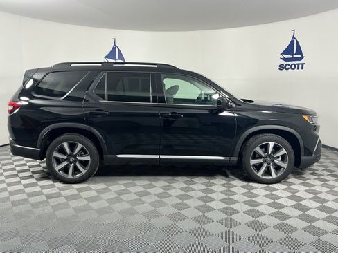 Used 2024 Honda Pilot Elite image 6