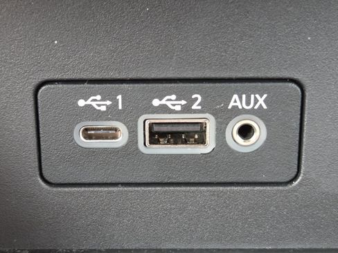 Used 2023 Nissan Sentra SV FWD image 4