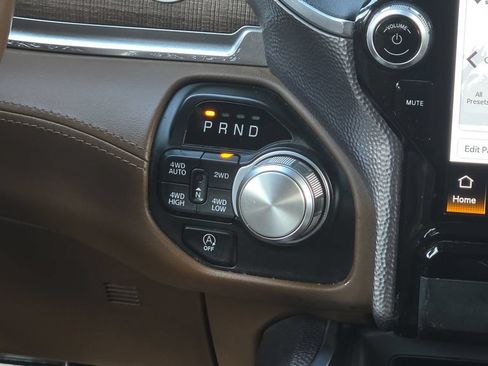 Used 2022 RAM 1500 Limited AWD/4WD image 14