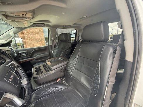 Used 2016 GMC Sierra 3500 SLT w/ Duramax Plus Package AWD/4WD image 19