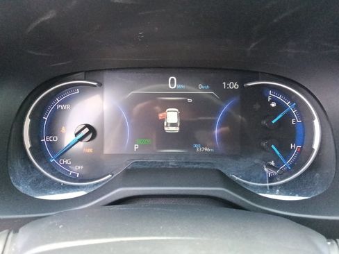 Used 2025 Toyota RAV4 LE AWD/4WD image 20