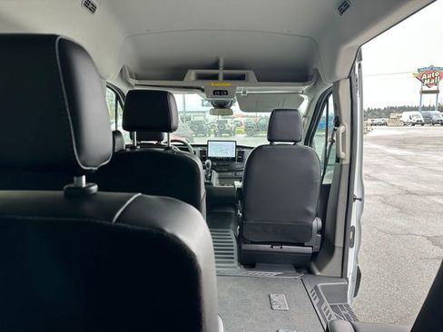 Used 2024 Ford Transit 350 XL image 13