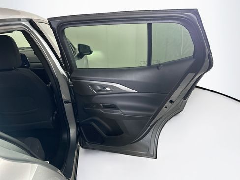 Used 2025 Chevrolet Equinox EV LT FWD image 31