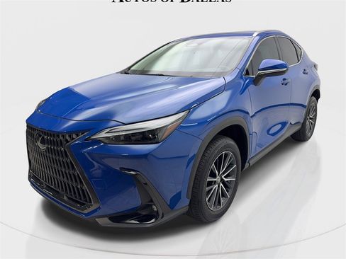 Used 2024 Lexus NX 250 FWD image 2