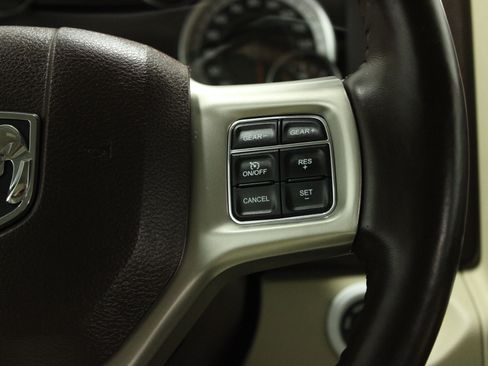 Used 2017 RAM 1500 Laramie image 23