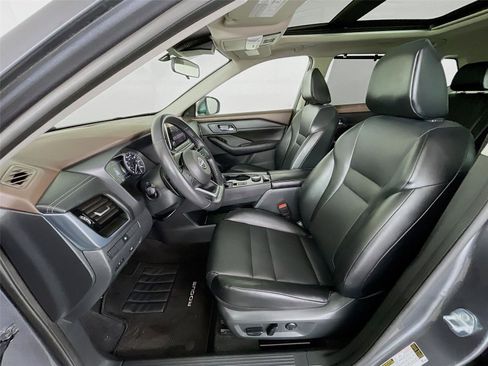 Used 2022 Nissan Rogue SV w/ SV Premium Package AWD/4WD image 23