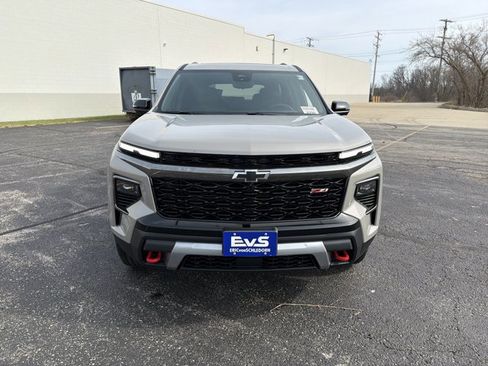 New 2026 Chevrolet Traverse Z71 image 2