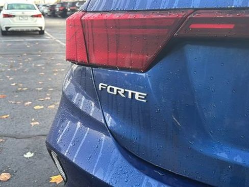 Used 2024 Kia Forte LXS image 33