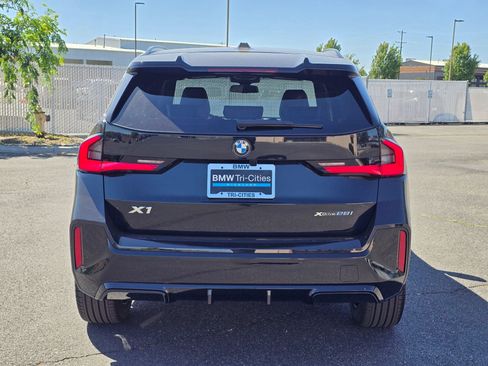 New 2026 BMW X1 xDrive28i w/ Technology Package AWD/4WD image 5
