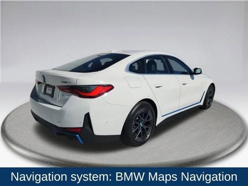 Used 2024 BMW i4 eDrive40 image 11