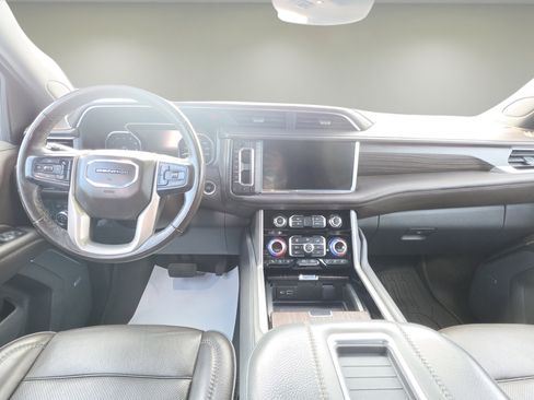Used 2021 GMC Yukon Denali w/ Advanced Technology Package RWD image 13