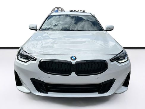 Certified 2025 BMW 230i Coupe w/ Convenience Package image 2