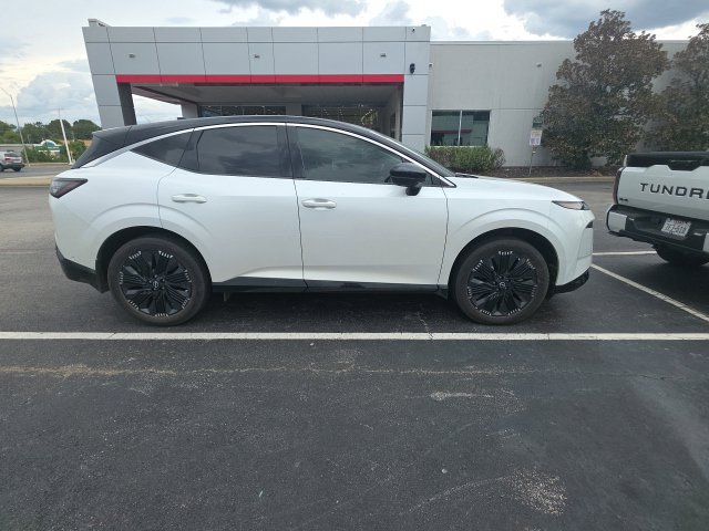 Used 2025 Nissan Murano Platinum w/ Cargo Package AWD/4WD image 4