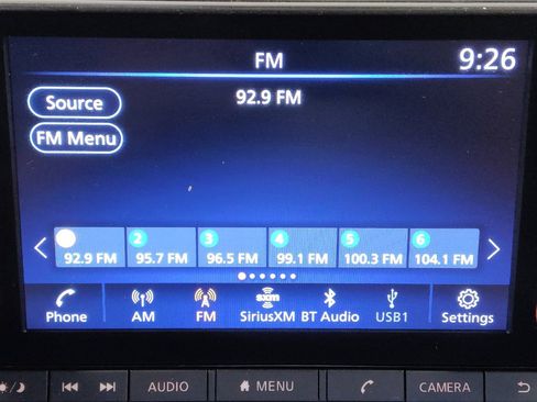 Used 2024 Nissan Sentra SV FWD image 25