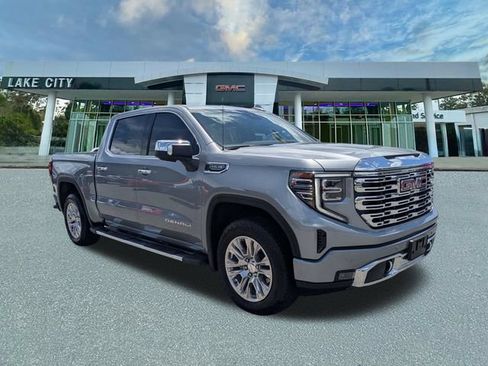 Used 2025 GMC Sierra 1500 Denali AWD/4WD image 1