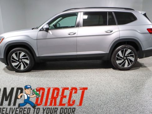 Used 2024 Volkswagen Atlas SE AWD/4WD image 10