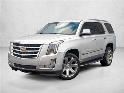 Used 2018 Cadillac Escalade Premium Luxury image 1