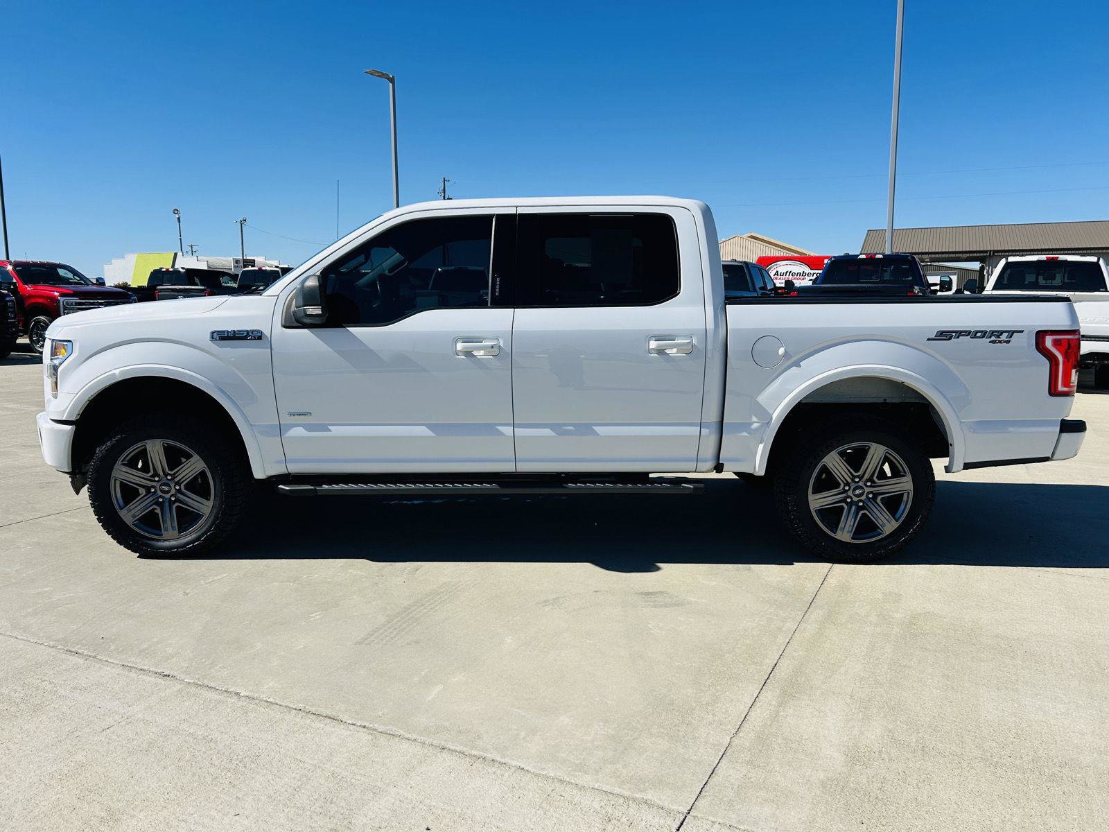 Used 2016 Ford F150 XLT w/ Equipment Group 302A Luxury AWD/4WD image 31