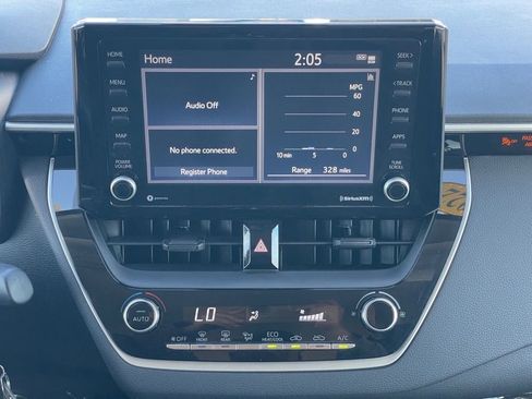 Used 2022 Toyota Corolla LE image 15