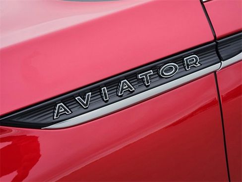 New 2025 Lincoln Aviator Black Label image 10
