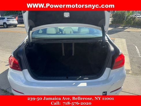 Used 2020 BMW 530i xDrive w/ Convenience Package AWD/4WD image 19