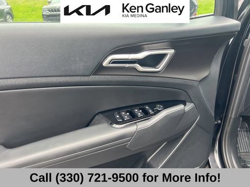 Certified 2025 Kia Sportage EX FWD image 26