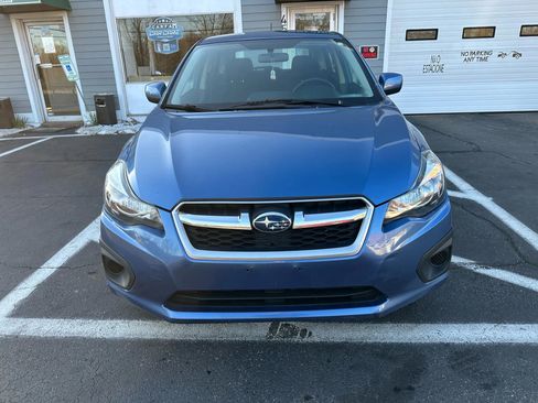 Used 2014 Subaru Impreza 2.0i Premium w/ All-Weather Package w/CVT image 2