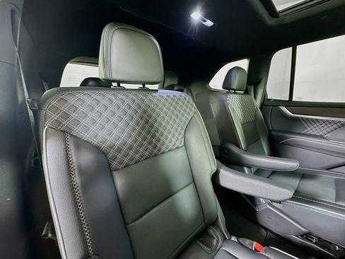 Certified 2024 GMC Acadia Denali w/ Super Cruise Package image 31