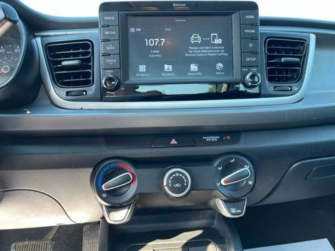 Used 2019 Kia Rio S FWD image 11