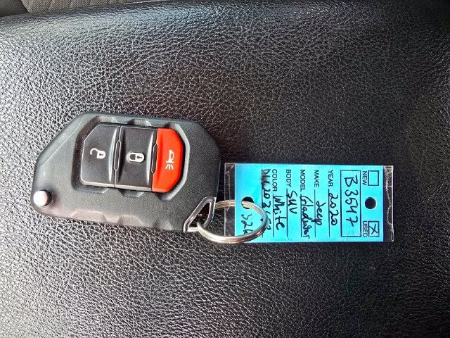 Used 2020 Jeep Gladiator Mojave AWD/4WD image 25